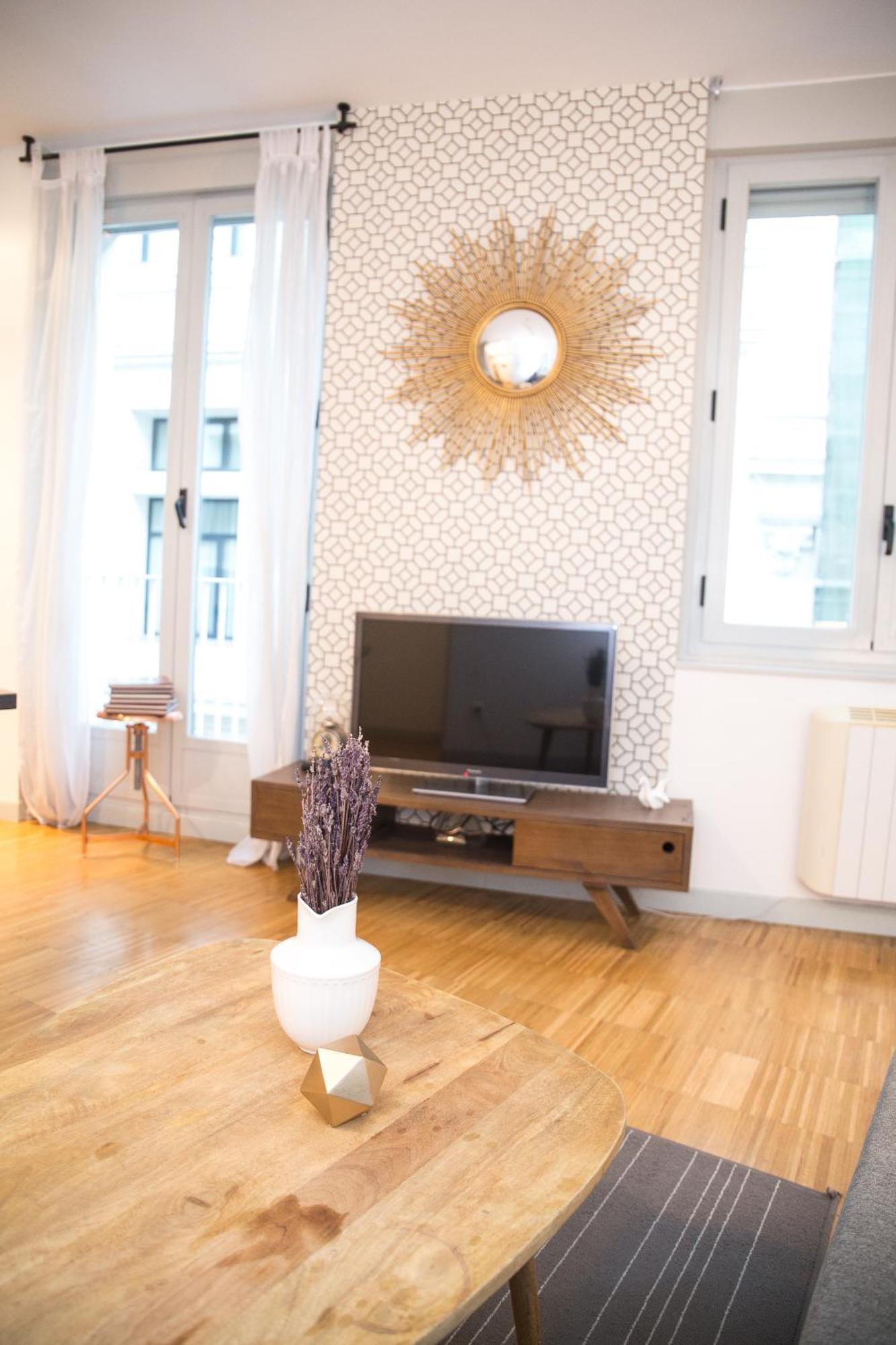 Apartamentos Moratin Las Letras Madrid Kültér fotó