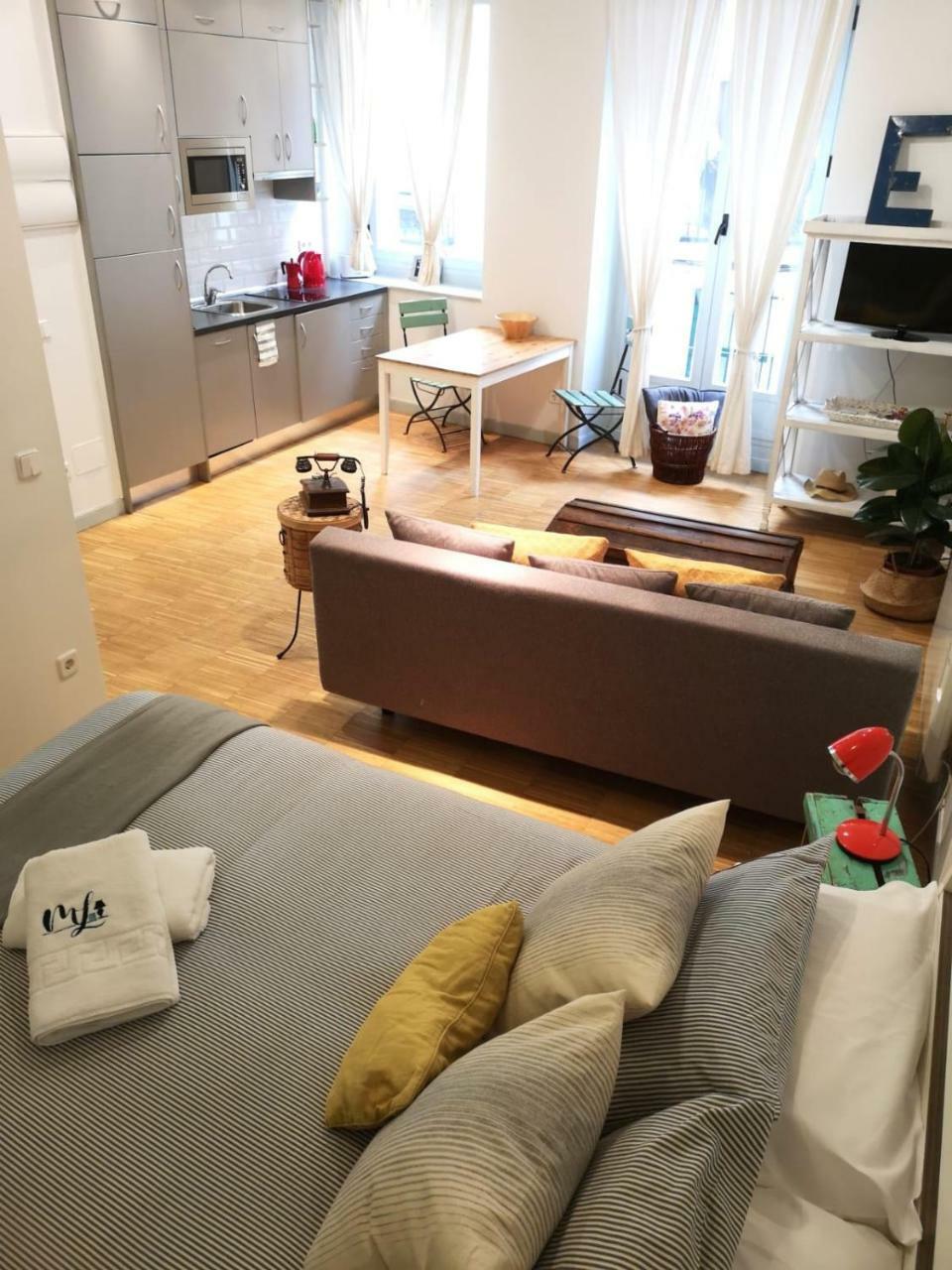 Apartamentos Moratin Las Letras Madrid Kültér fotó