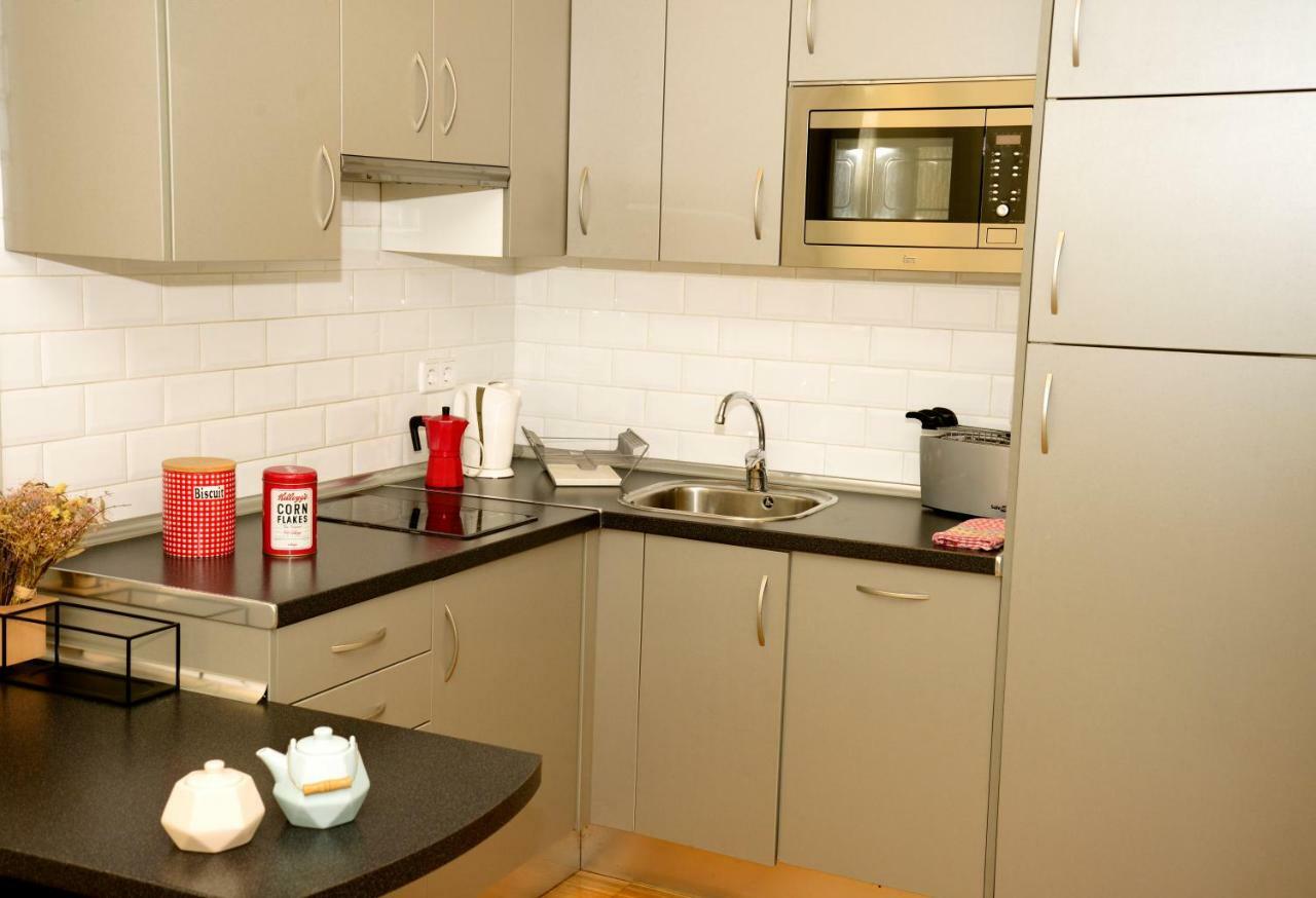 Apartamentos Moratin Las Letras Madrid Kültér fotó